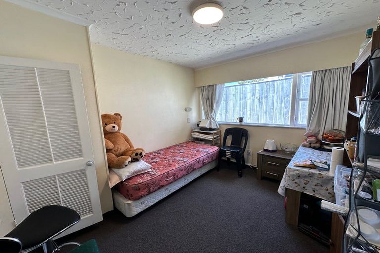 Photo of property in 327 Adelaide Road, Newtown, Wellington, 6021