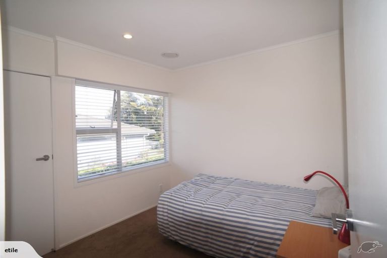Photo of property in 4210a/2 Great North Road, Glendene, Auckland, 0602