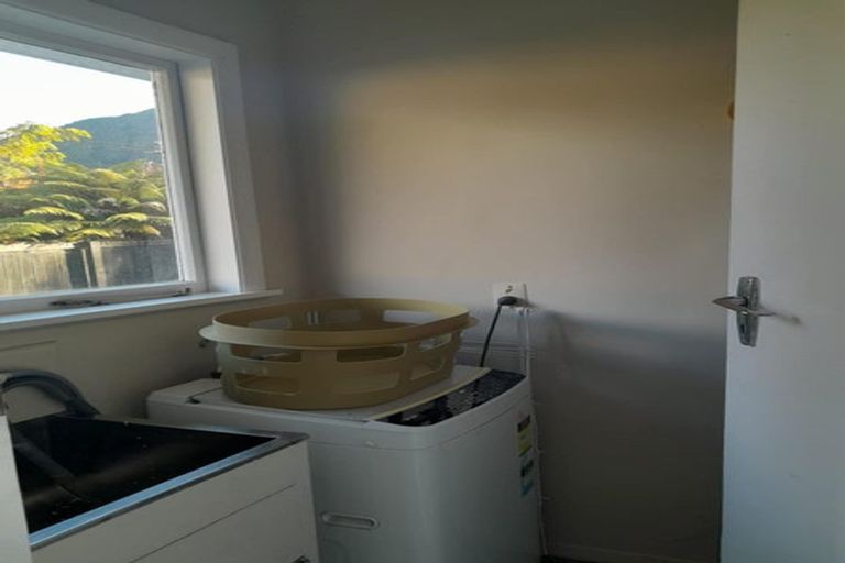 Photo of property in 121 Fairfax Street, Murchison, 7007