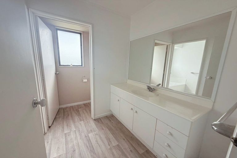 Photo of property in 6 Doncaster Terrace, Ascot Park, Porirua, 5024