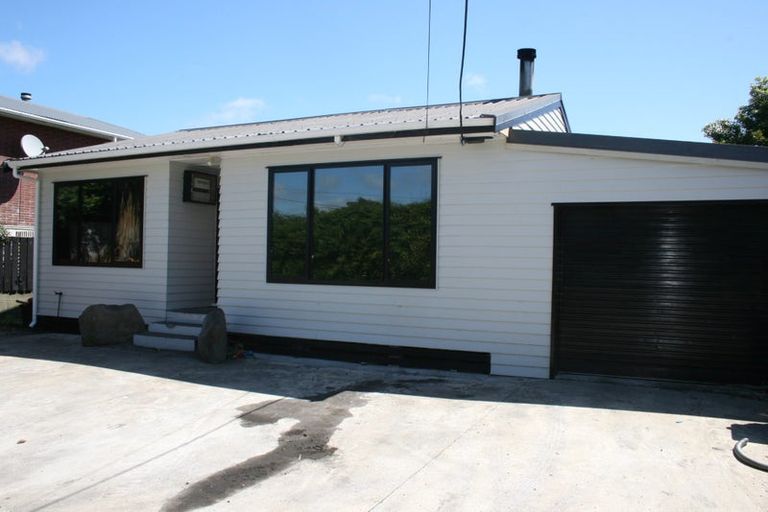 Photo of property in 24b Walsh Road, Westown, New Plymouth, 4310