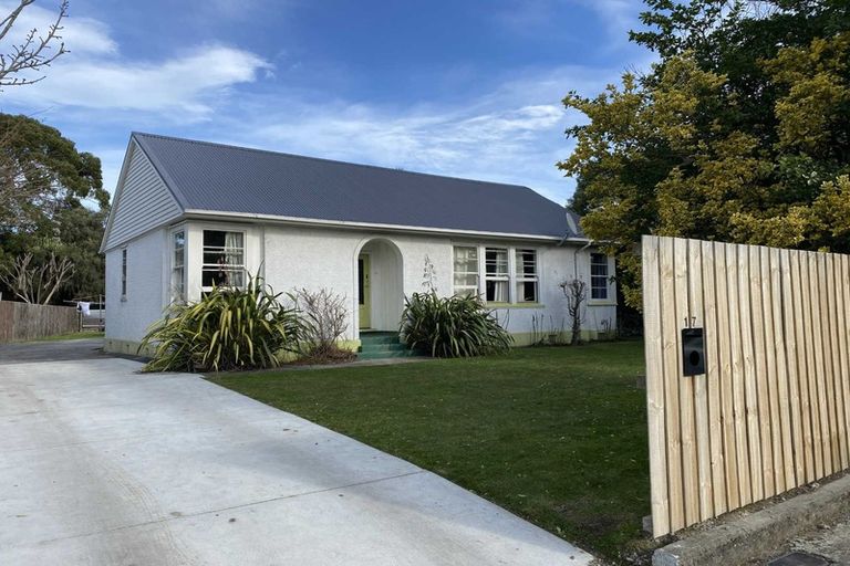 Photo of property in 17 Piko Crescent, Riccarton, Christchurch, 8041