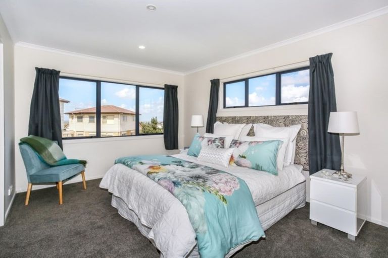 Photo of property in 5 Kokako Rise, Papakura, 2110