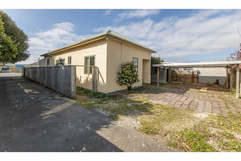 Photo of property in 44 Norwich Street, Linwood, Christchurch, 8062