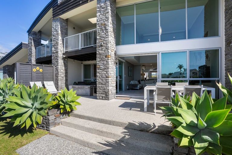Photo of property in 162a Waterways Parade, Pauanui, Hikuai, 3579
