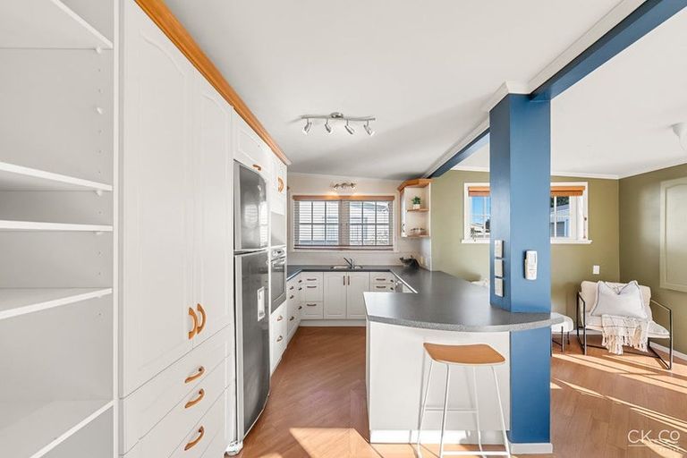 Photo of property in 55 Tama Street, Alicetown, Lower Hutt, 5010
