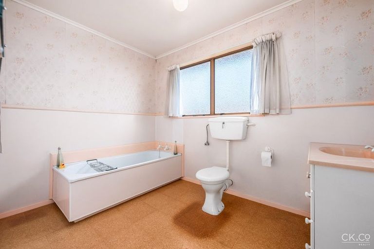 Photo of property in 40 Whitemans Road, Silverstream, Upper Hutt, 5019