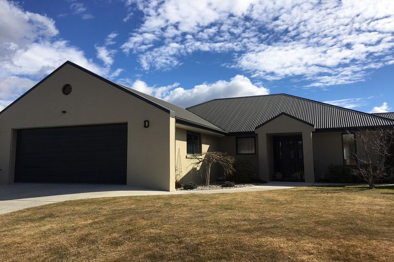 Photo of property in 22 Henderson Drive, Alexandra, 9320