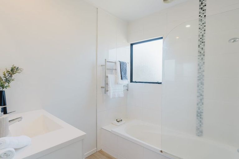 Photo of property in 8a Carey Street, Maeroa, Hamilton, 3200