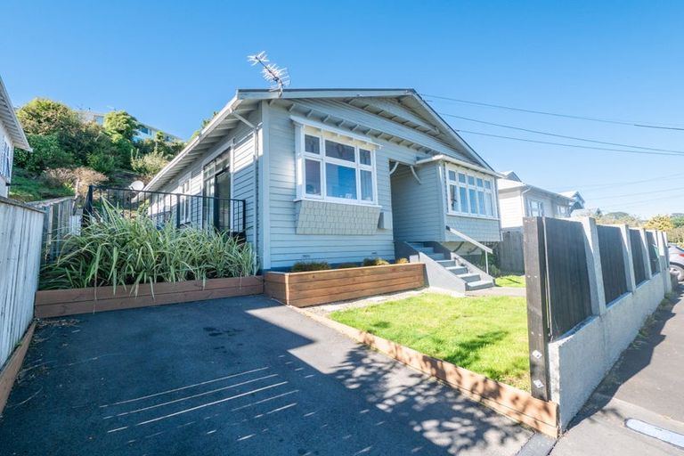 Photo of property in 42 Somerville Street, Andersons Bay, Dunedin, 9013