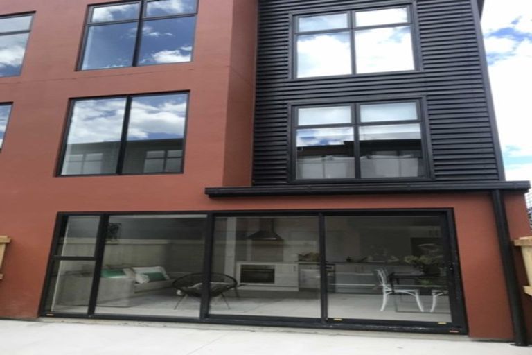 Photo of property in 17 Owens Place, Mount Maunganui, 3116