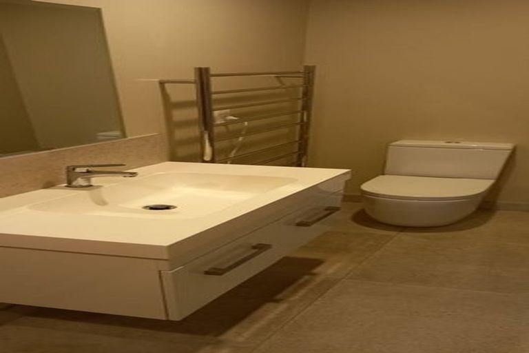 Photo of property in 99 Voyager Drive, Gulf Harbour, Whangaparaoa, 0930