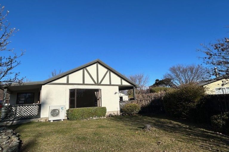 Photo of property in 64 Hunter Crescent, Wanaka, 9305