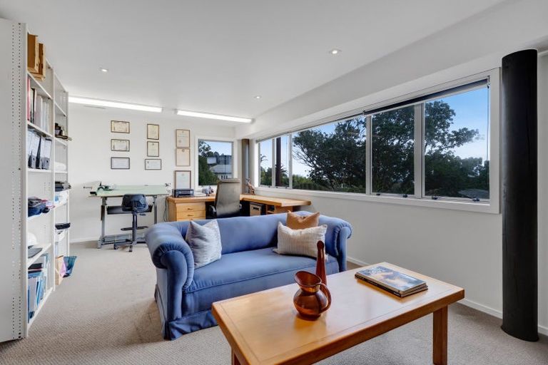 Photo of property in 368a Devon Street West, Lynmouth, New Plymouth, 4310