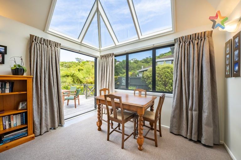 Photo of property in 3 George Gee Drive, Korokoro, Lower Hutt, 5012