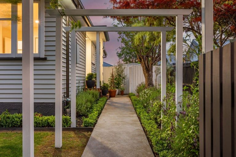 Photo of property in 272 Knowles Street, Mairehau, Christchurch, 8052