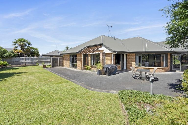 Photo of property in 24 Oaklands Drive, Cambridge, 3434