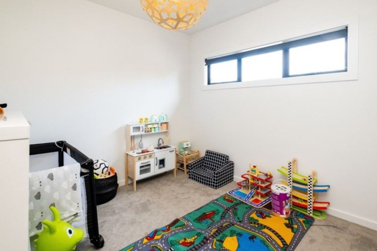 Photo of property in 18c Cambridge Terrace, Taradale, Napier, 4112