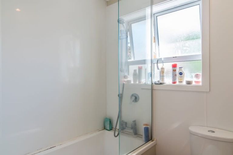 Photo of property in 34 Linwood Drive, Paraparaumu, 5032