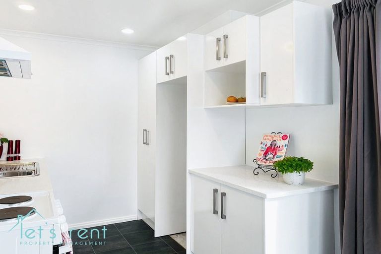 Photo of property in 12 Friesian Drive, Mangere, Auckland, 2022