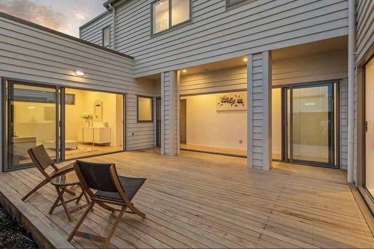 Photo of property in 52 Lockheed Street, Hobsonville, Auckland, 0618