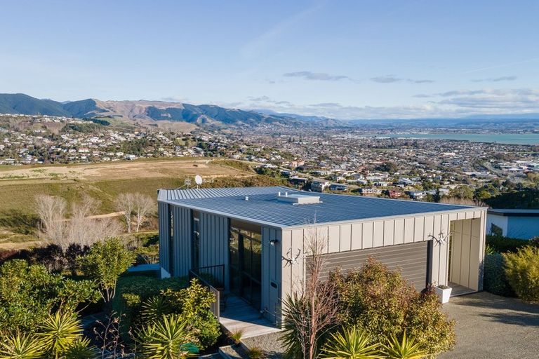 Photo of property in 376 Princes Drive, Britannia Heights, Nelson, 7010