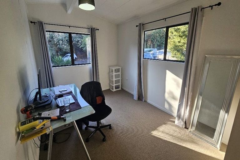 Photo of property in 45a Wallace Place, Westown, New Plymouth, 4310