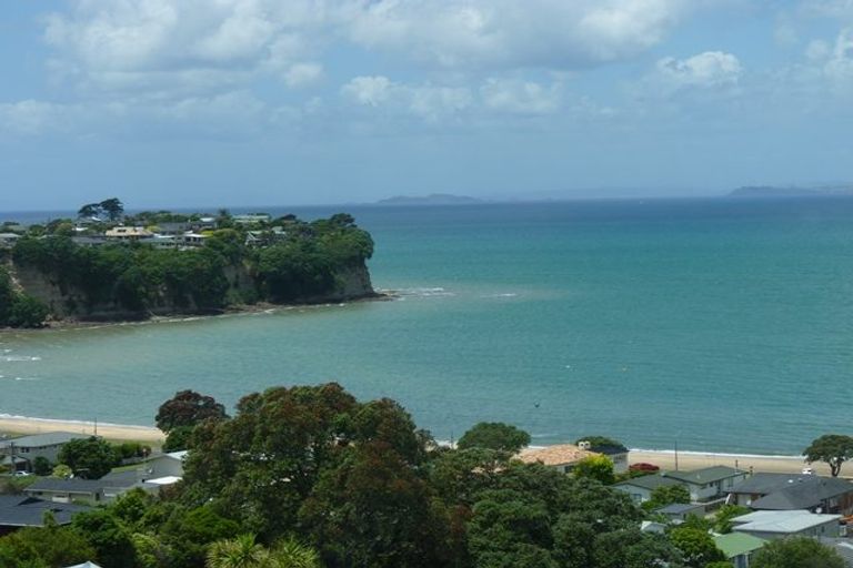 Photo of property in 50 Wade River Road, Stanmore Bay, Whangaparaoa, 0932