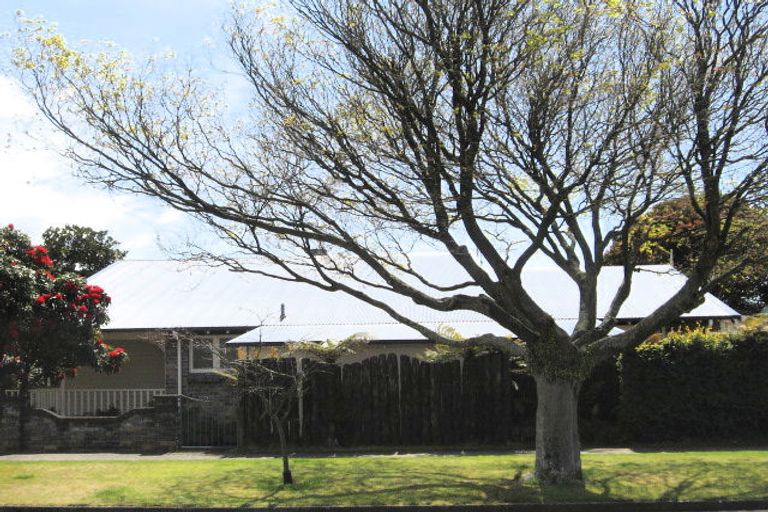 Photo of property in 19 Carnot Street, Glenholme, Rotorua, 3010
