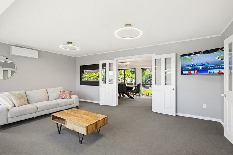 Photo of property in 11 Ramphal Terrace, Khandallah, Wellington, 6035