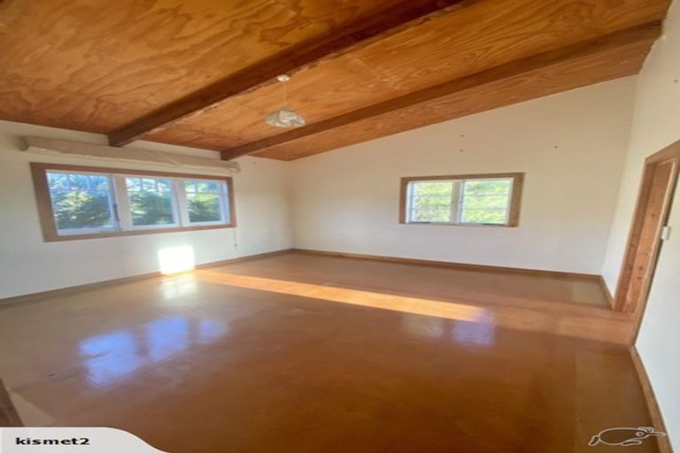 Photo of property in 69 Tarrant Road, Helensville, 0875