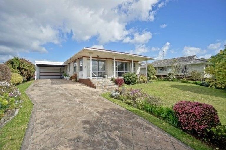 Photo of property in 12 Hookey Drive, Te Puke, 3119