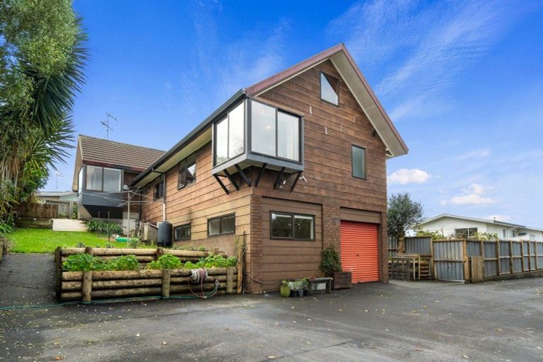 Photo of property in 28 Lachlan Drive, Dinsdale, Hamilton, 3204