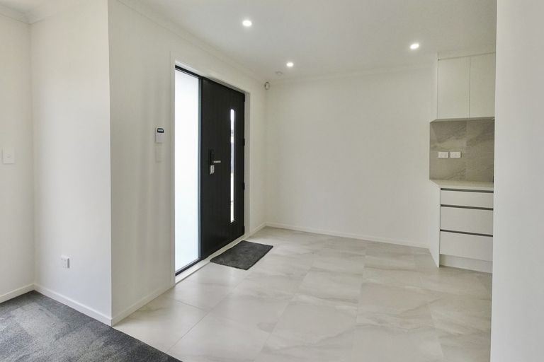 Photo of property in 34 William Paul Street, Cambridge, 3434