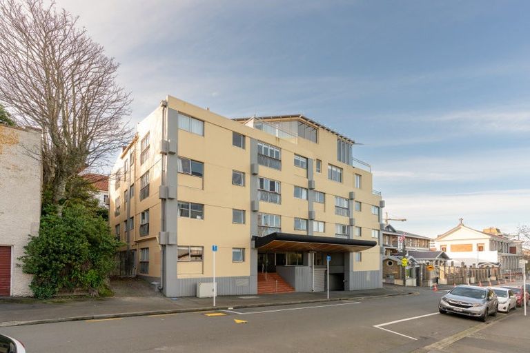 Photo of property in Capital Hill Apartments, 12/54u Hill Street, Thorndon, Wellington, 6011
