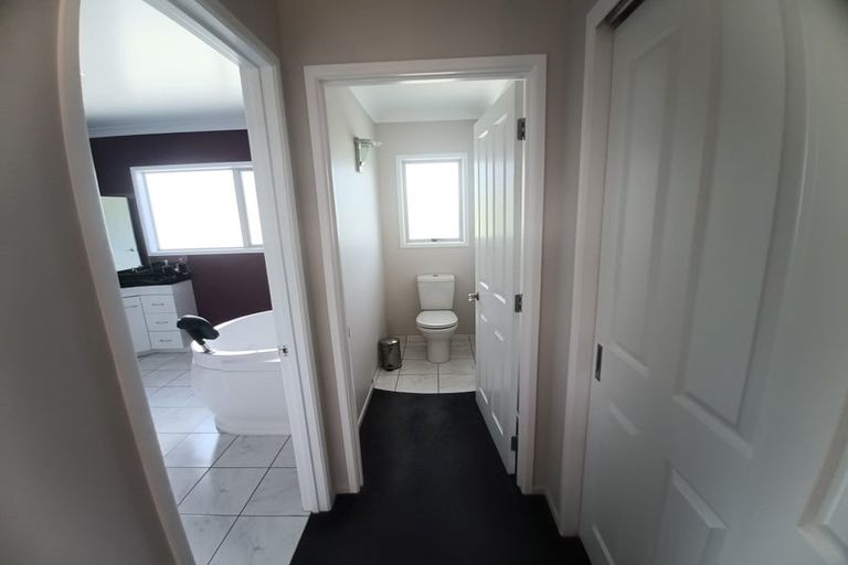 Photo of property in 9 San Clemento Way, Rototuna, Hamilton, 3210