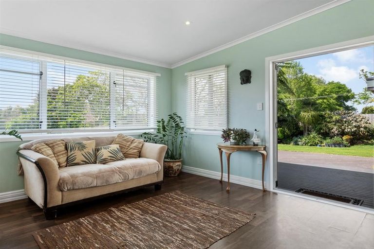 Photo of property in 50 Lee Street, Te Puke, 3119