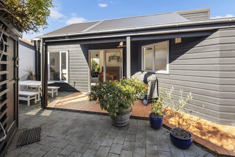 Photo of property in 23f2 Box Hill, Khandallah, Wellington, 6035