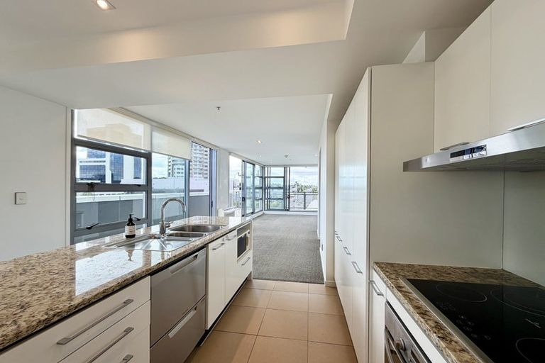 Photo of property in Maison Apartments, 302/16 Huron Street, Takapuna, Auckland, 0622