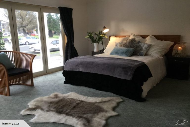 Photo of property in 87 Waimairi Road, Upper Riccarton, Christchurch, 8041