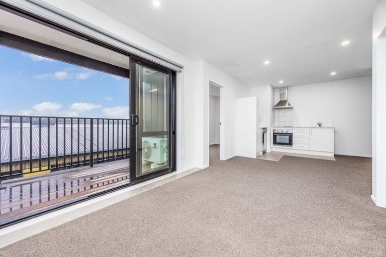 Photo of property in 209/28c Eileen Newey Place, Henderson, Auckland, 0612