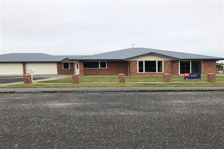 Photo of property in 144 Hall Street, Hokitika, 7810
