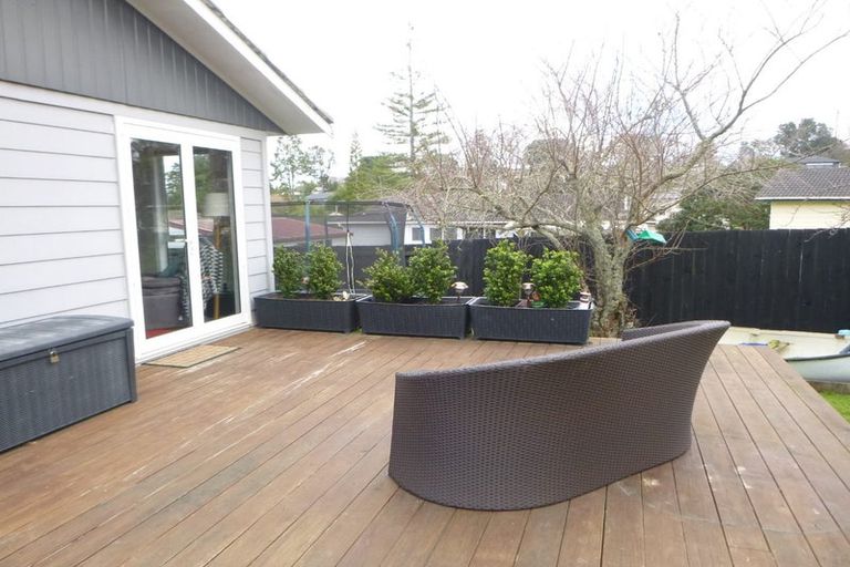 Photo of property in 17 Clyma Place, Massey, Auckland, 0614