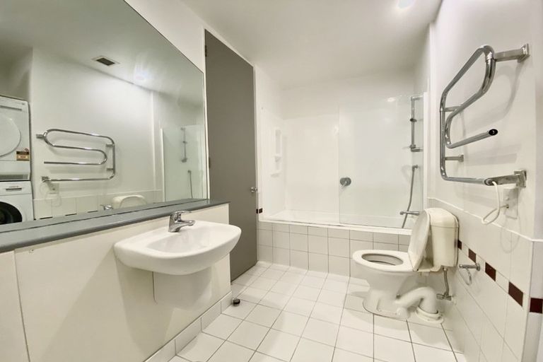 Photo of property in Sirocco Apartments, 405/8u Church Street, Wellington Central, Wellington, 6011