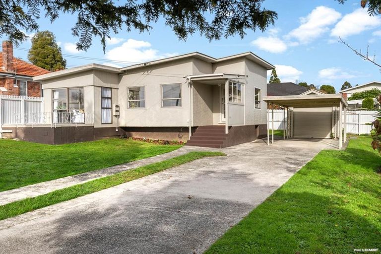 Photo of property in 17 Liverpool Street, Papakura, 2110