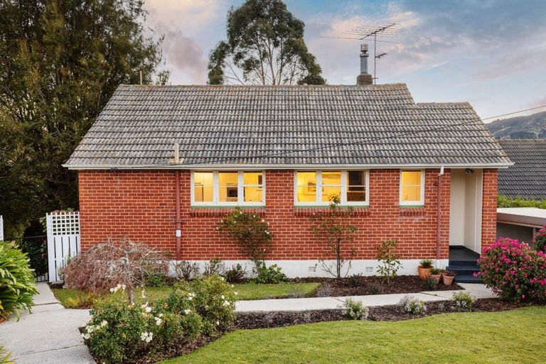 Photo of property in 17 Lowe Street, Liberton, Dunedin, 9010