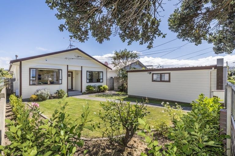 Photo of property in 83 Ira Street, Miramar, Wellington, 6022