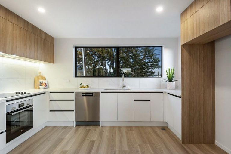 Photo of property in 4/2 Fairview Road, Papatoetoe, Auckland, 2025