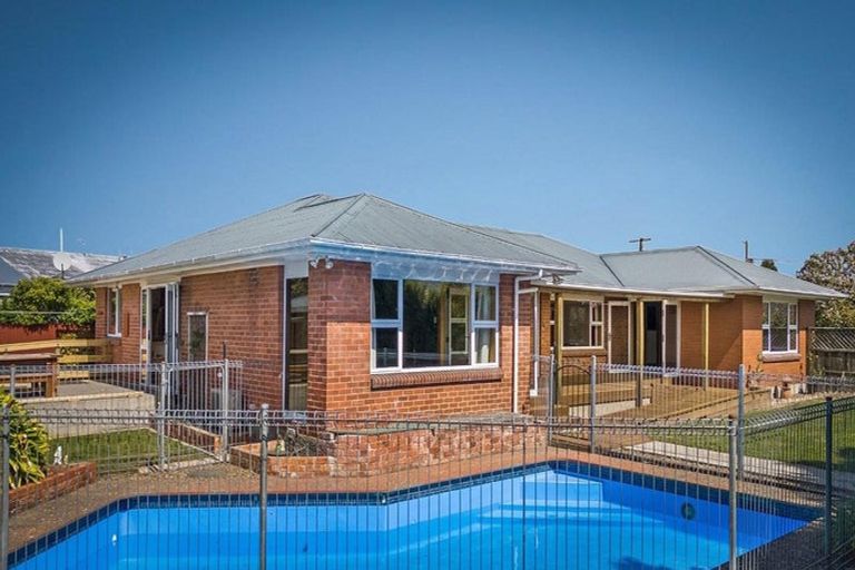 Photo of property in 28 Craven Street, Sockburn, Christchurch, 8042