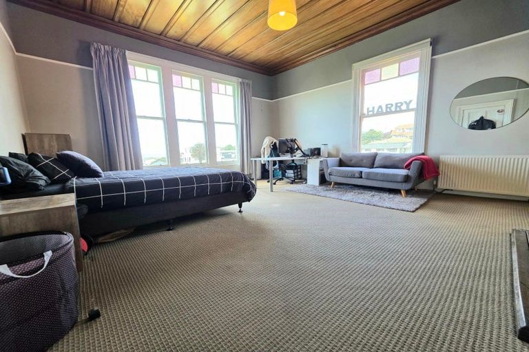 Photo of property in 2 Ure Street, South Hill, Oamaru, 9400